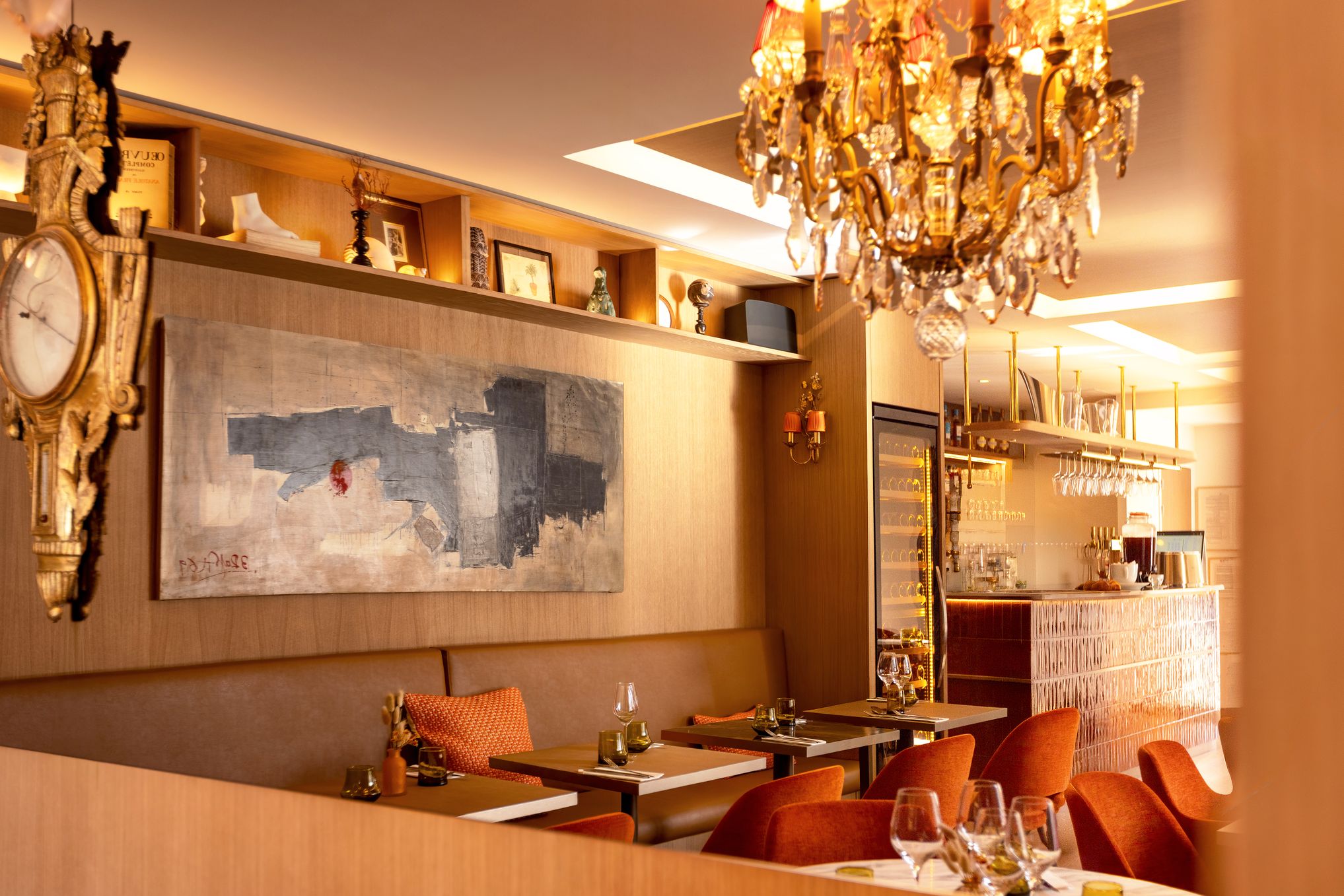 La salle et le comptoir · Restaurant L'Antiquaire, Vannes